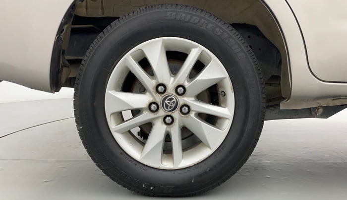 2018 Toyota Innova Crysta 2.4 GX 7 STR, Diesel, Manual, 18,864 km, Right Rear Wheel