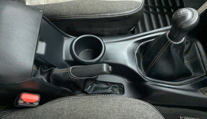 2018 Toyota Innova Crysta 2.4 GX 7 STR, Diesel, Manual, 18,864 km, Gear Lever