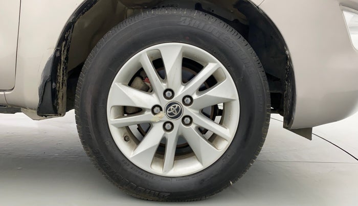 2018 Toyota Innova Crysta 2.4 GX 7 STR, Diesel, Manual, 18,864 km, Right Front Wheel