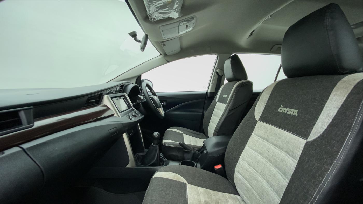 2018 Toyota Innova Crysta 2.4 GX 7 STR, Diesel, Manual, 18,864 km, Right Side Front Door Cabin