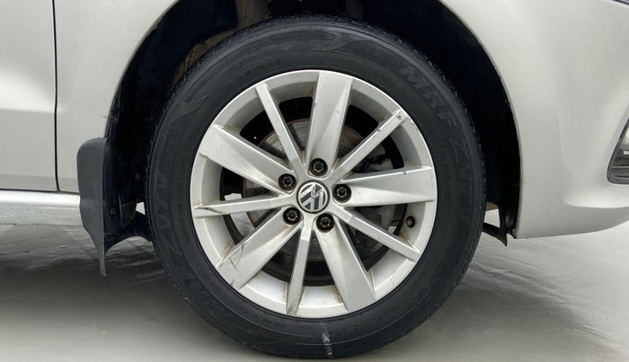 2016 Volkswagen Polo HIGHLINE1.2L PETROL, Petrol, Manual, 64,365 km, Right Front Wheel