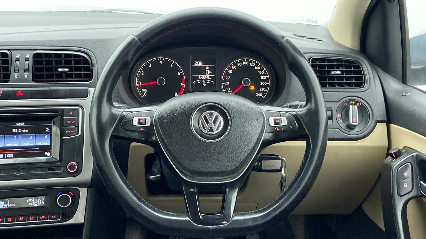 2016 Volkswagen Polo HIGHLINE1.2L PETROL, Petrol, Manual, 64,365 km, Steering Wheel Close Up