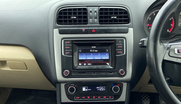 2016 Volkswagen Polo HIGHLINE1.2L PETROL, Petrol, Manual, 64,365 km, Air Conditioner
