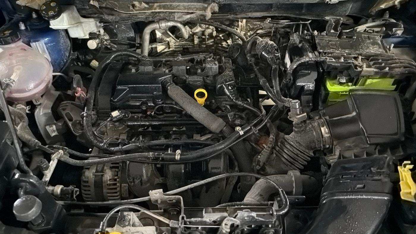 2018 Ford Ecosport TREND + 1.5L PETROL AT, Petrol, Automatic, 1,05,445 km, Engine View