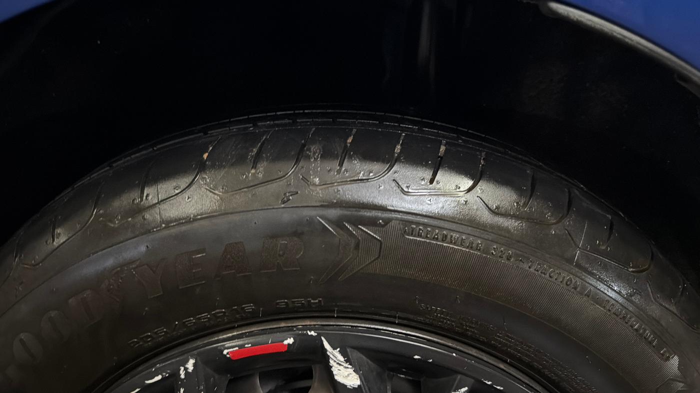 2018 Ford Ecosport TREND + 1.5L PETROL AT, Petrol, Automatic, 1,05,445 km, Left Rear Tyre Tread