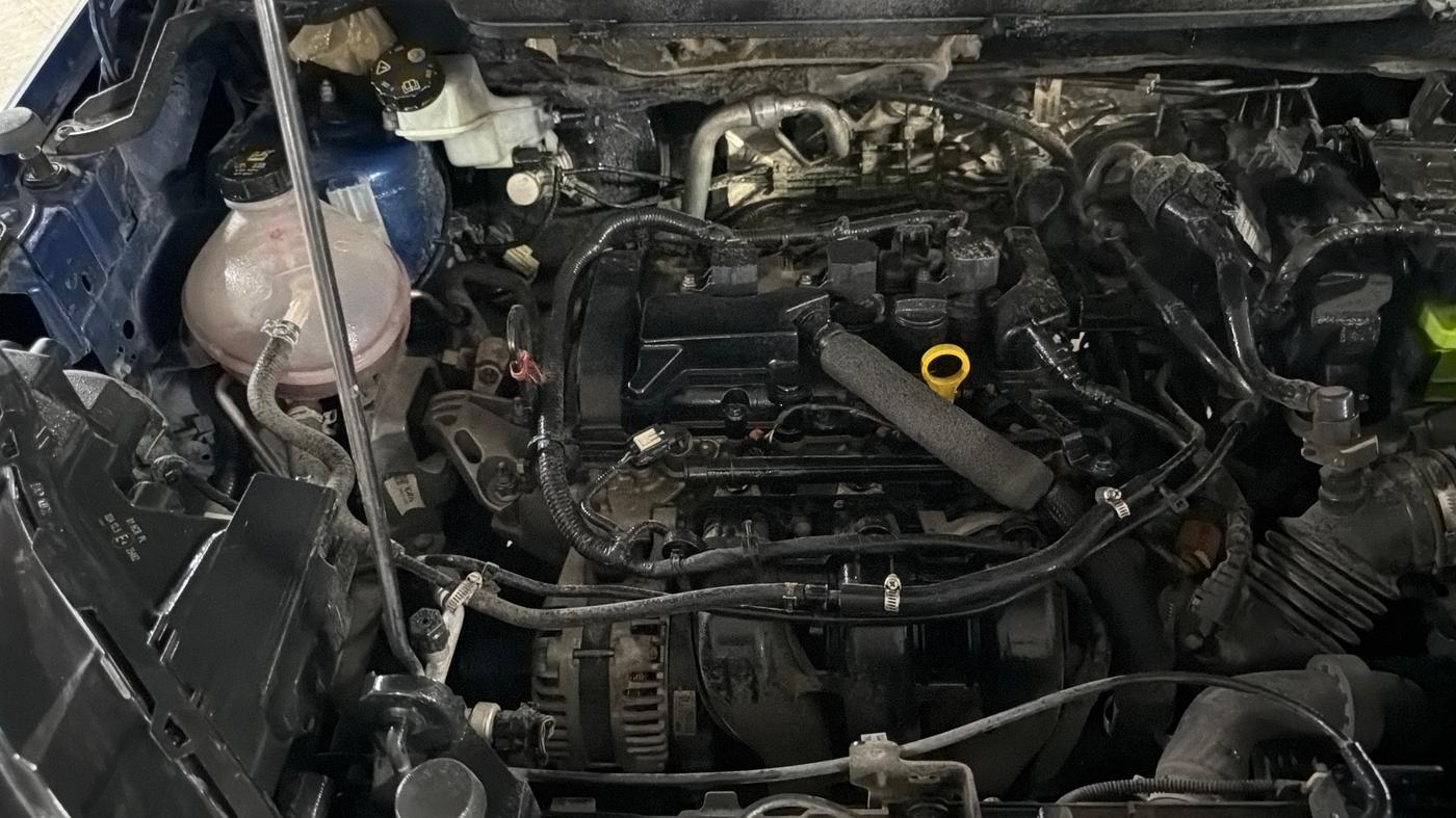 2018 Ford Ecosport TREND + 1.5L PETROL AT, Petrol, Automatic, 1,05,445 km, Engine View - Right