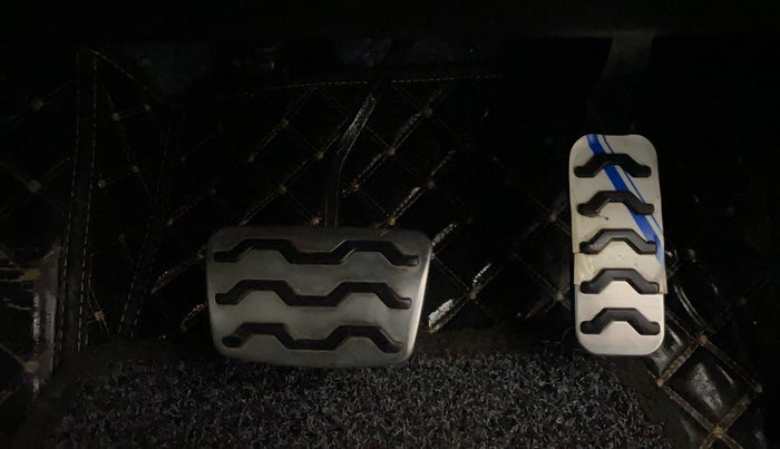 2023 Hyundai Verna SX (O) 1.5 TURBO PETROL DCT, Petrol, Automatic, 44,666 km, Pedals