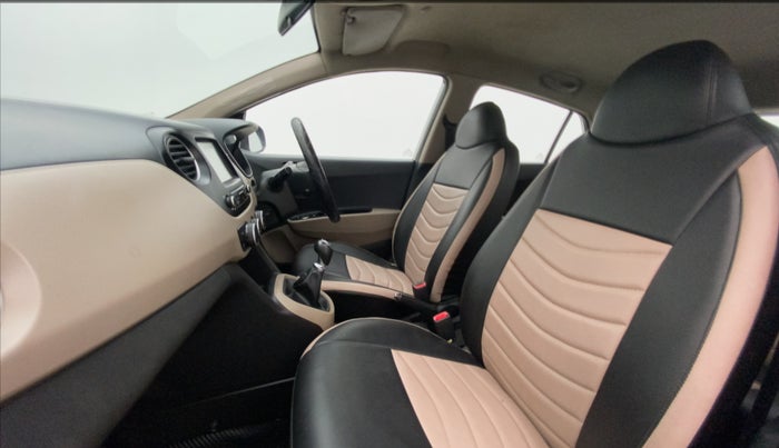 2019 Hyundai Grand i10 SPORTZ 1.2 KAPPA VTVT, Petrol, Manual, 24,120 km, Right Side Front Door Cabin