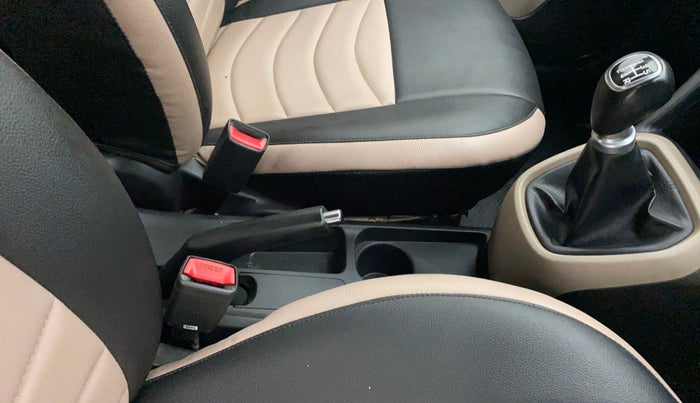 2019 Hyundai Grand i10 SPORTZ 1.2 KAPPA VTVT, Petrol, Manual, 24,120 km, Gear Lever