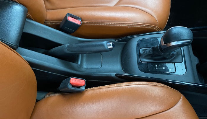 2023 Toyota Glanza G AMT, Petrol, Automatic, 48,027 km, Gear Lever