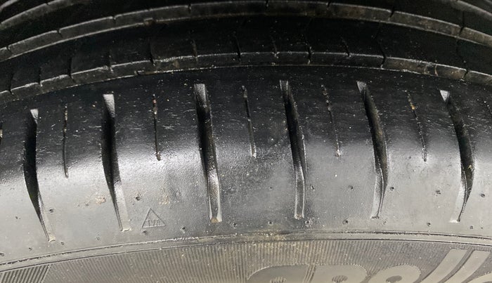 2023 Toyota Glanza G AMT, Petrol, Automatic, 48,027 km, Right Rear Tyre Tread