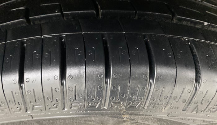 2023 Toyota Glanza G AMT, Petrol, Automatic, 48,027 km, Right Front Tyre Tread