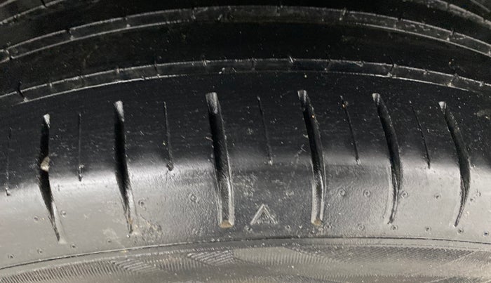 2023 Toyota Glanza G AMT, Petrol, Automatic, 48,027 km, Left Rear Tyre Tread