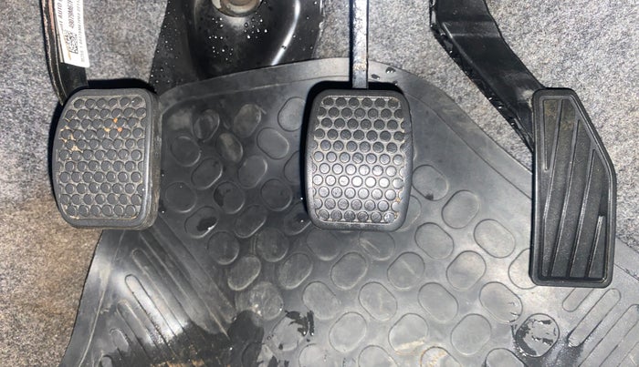 2021 Maruti Alto LXI O, Petrol, Manual, 33,971 km, Pedals