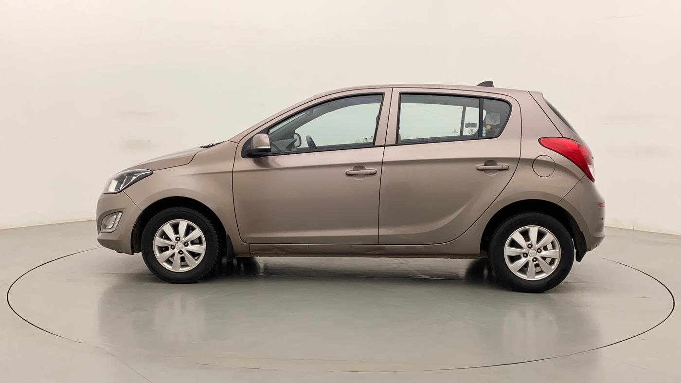 2014 Hyundai i20 SPORTZ 1.2, Petrol, Manual, 63,679 km, Left Side
