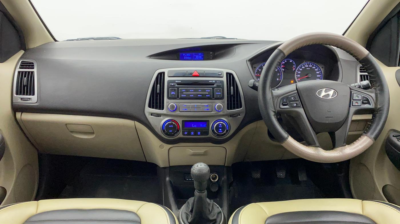 2014 Hyundai i20 SPORTZ 1.2, Petrol, Manual, 63,679 km, Dashboard
