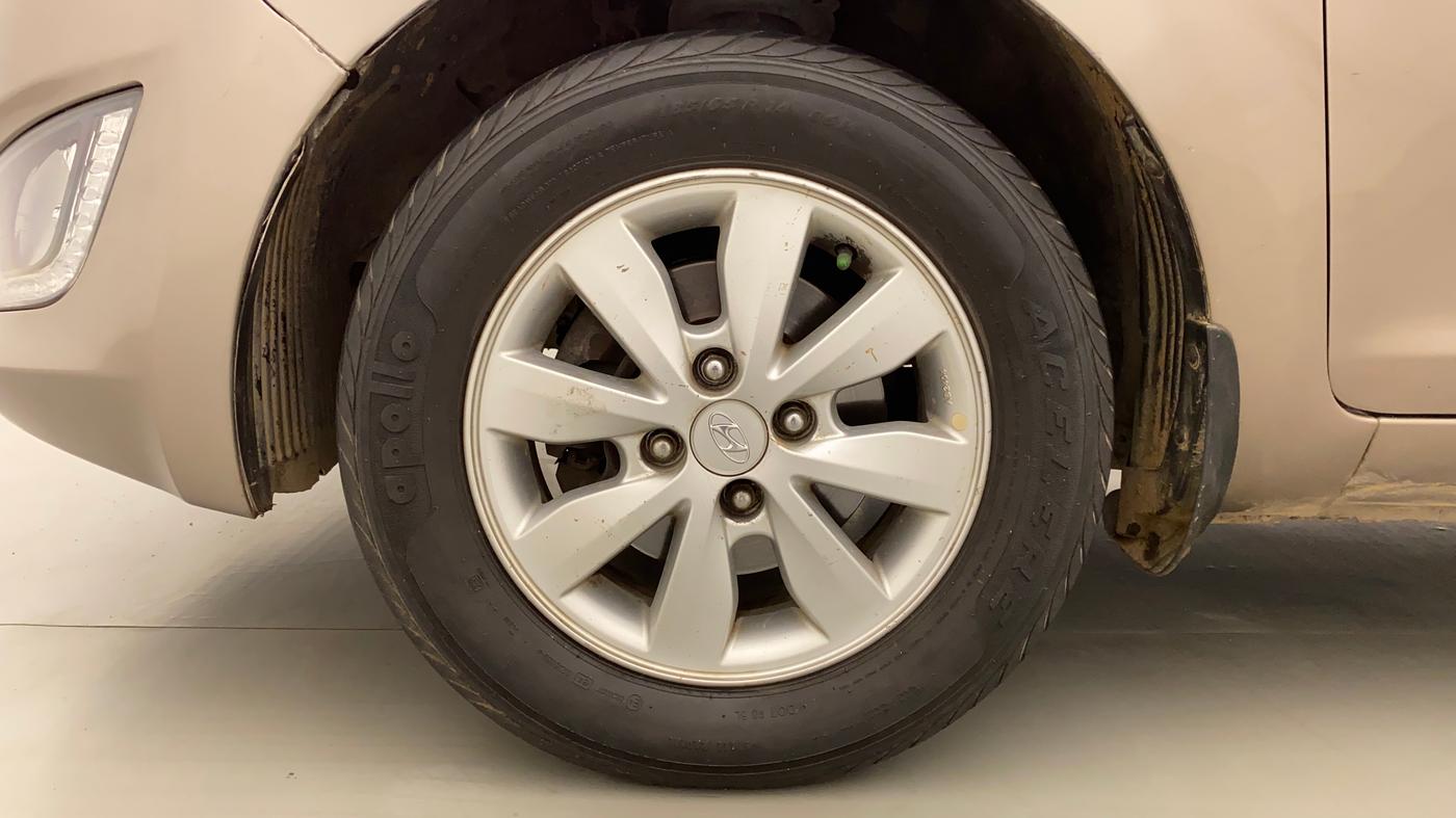 2014 Hyundai i20 SPORTZ 1.2, Petrol, Manual, 63,679 km, Left Front Wheel