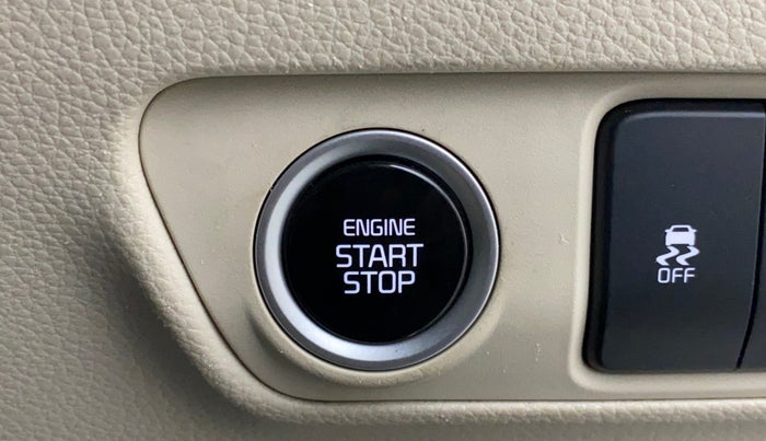 2022 KIA CARENS LUXURY PLUS 1.4 PETROL DCT 6 STR, Petrol, Automatic, 11,211 km, Keyless Start/ Stop Button