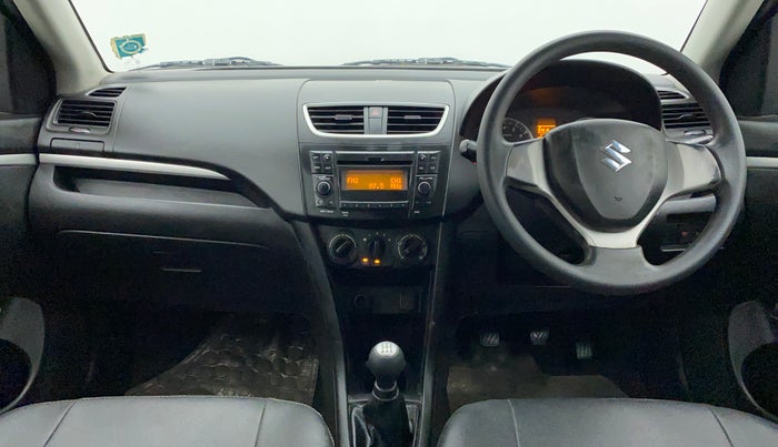 2015 Maruti Swift VXI, Petrol, Manual, 1,16,985 km, Dashboard