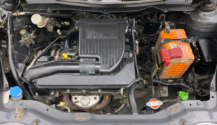 2015 Maruti Swift VXI, Petrol, Manual, 1,16,985 km, Open Bonet