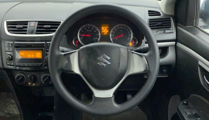 2015 Maruti Swift VXI, Petrol, Manual, 1,16,985 km, Steering Wheel Close Up