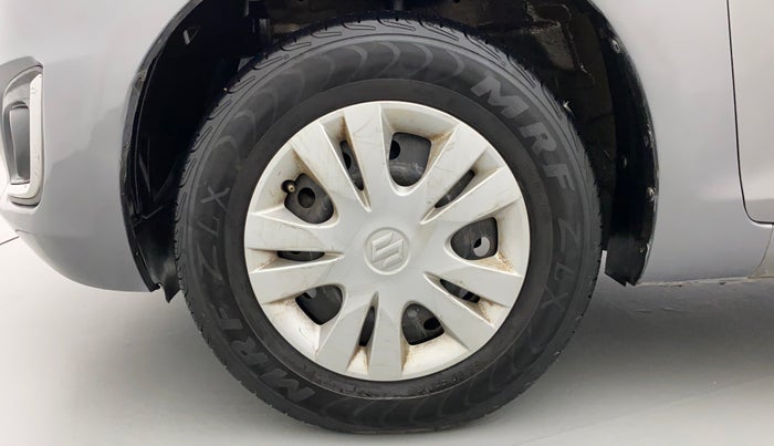 2015 Maruti Swift VXI, Petrol, Manual, 1,16,985 km, Left Front Wheel