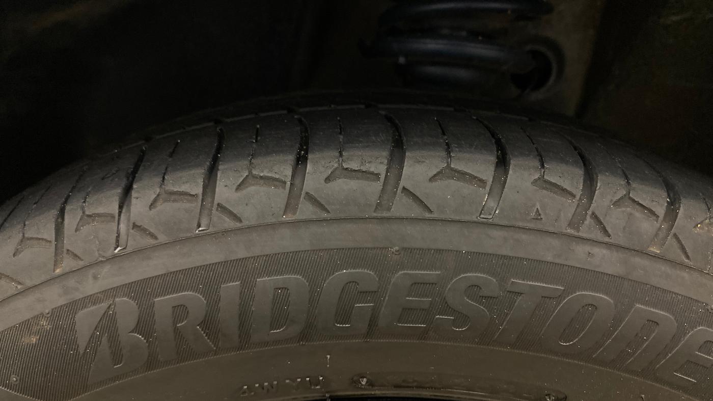 2019 Maruti IGNIS ZETA 1.2, Petrol, Manual, 72,045 km, Left Front Tyre Tread