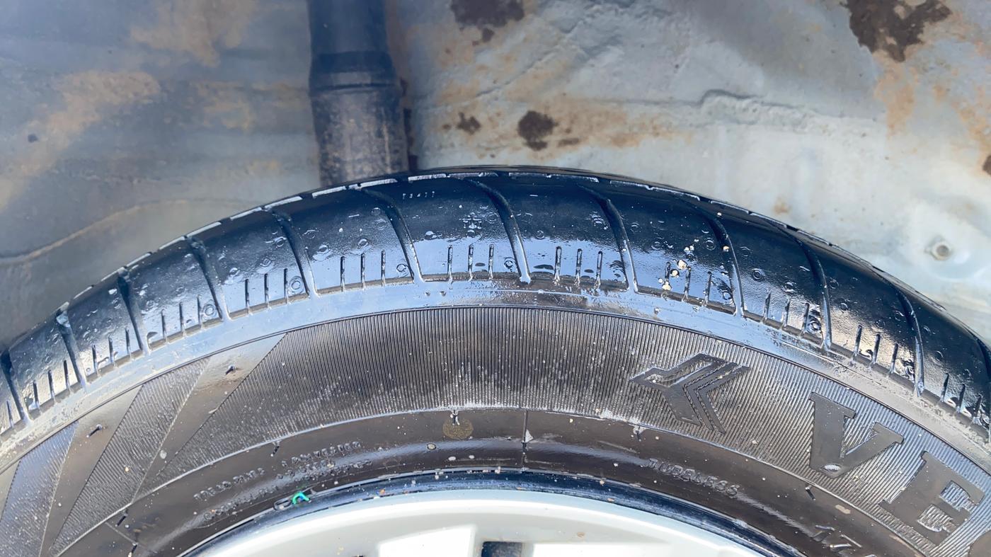 2024 Honda Amaze 1.2L I-VTEC S, CNG, Manual, 27,415 km, Right Rear Tyre Tread