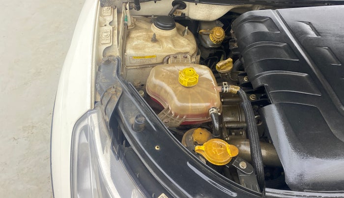 2018 Mahindra XUV500 W11(O), Diesel, Manual, 87,270 km, Engine View - Right