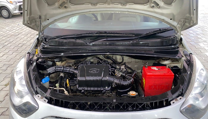 2013 Hyundai i10 ERA 1.1, Petrol, Manual, 67,214 km, Engine View