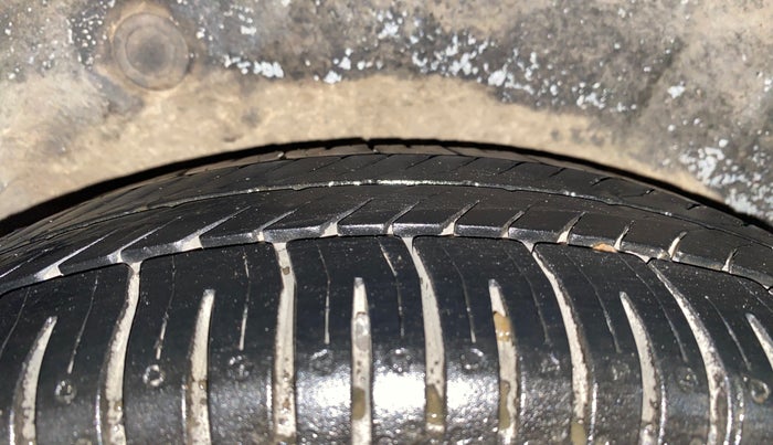 2013 Hyundai i10 ERA 1.1, Petrol, Manual, 67,214 km, Right Rear Tyre Tread