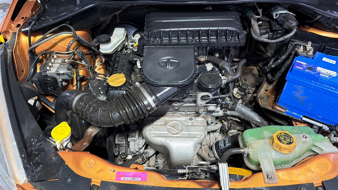 2018 Tata Tiago XZ PETROL, Petrol, Manual, 62,001 km, Engine View - Right