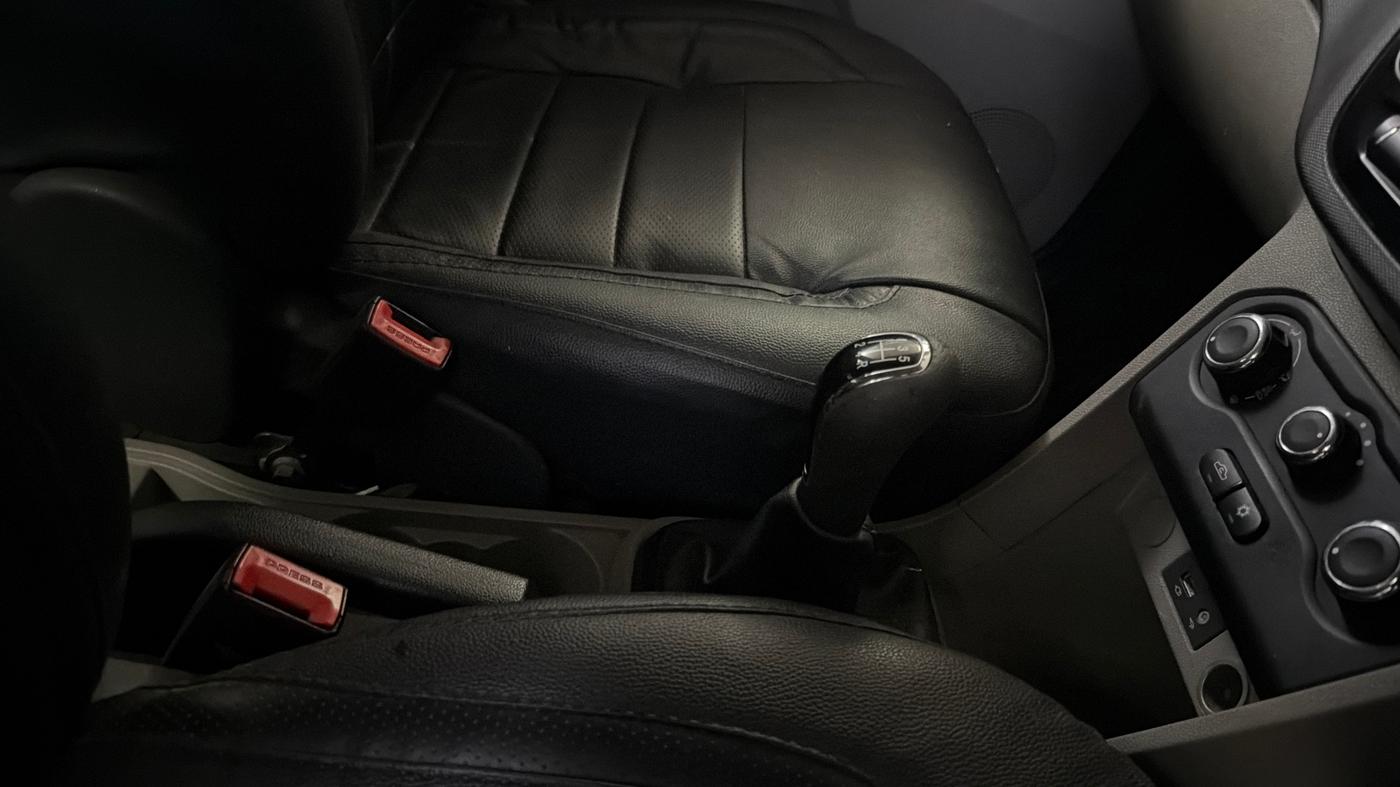 2018 Tata Tiago XZ PETROL, Petrol, Manual, 62,001 km, Gear Lever