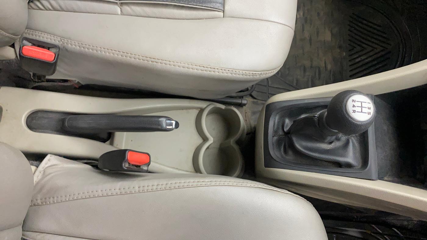 2016 Maruti Celerio VDI, Diesel, Manual, 83,710 km, Gear Lever