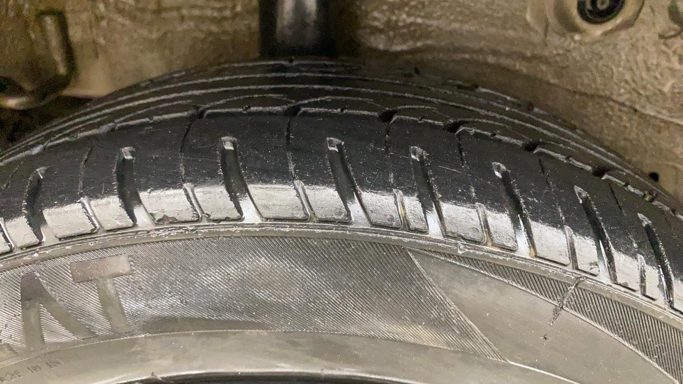 2016 Maruti Celerio VDI, Diesel, Manual, 83,710 km, Right Rear Tyre Tread