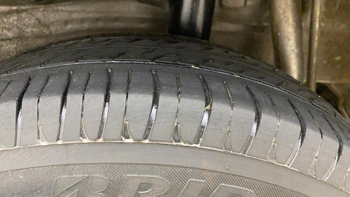 2016 Maruti Celerio VDI, Diesel, Manual, 83,710 km, Left Rear Tyre Tread