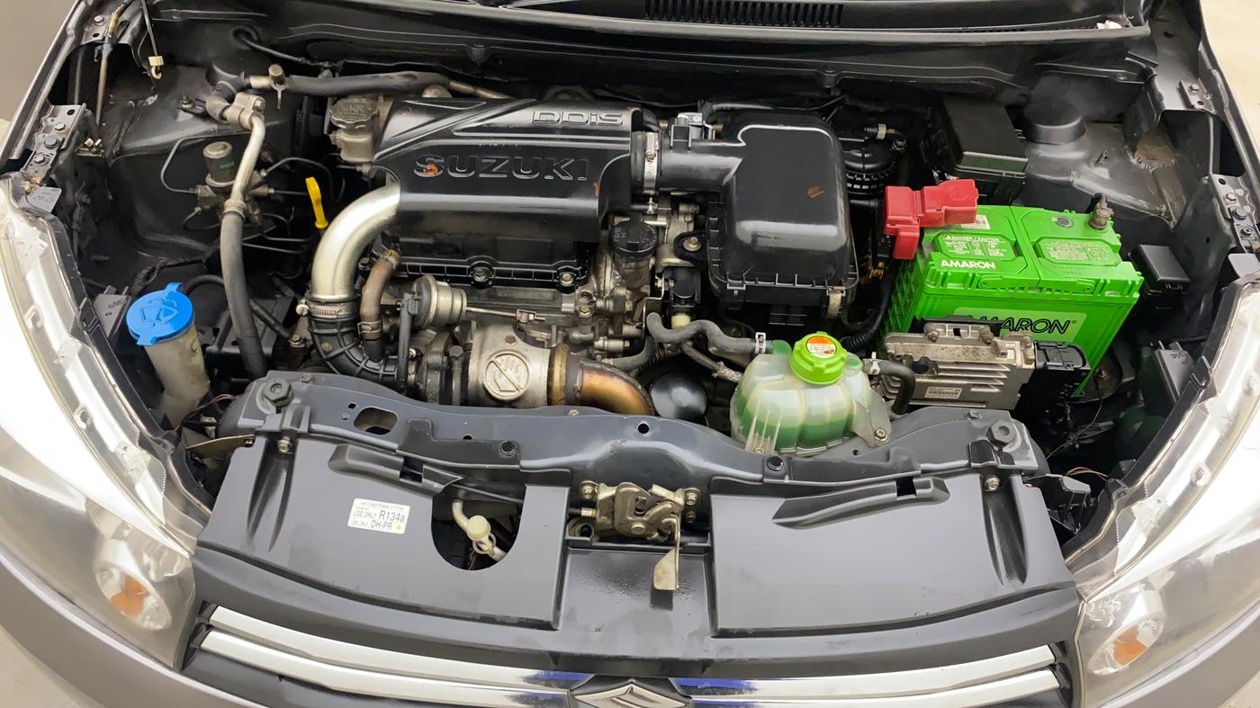 2016 Maruti Celerio VDI, Diesel, Manual, 83,710 km, Engine View