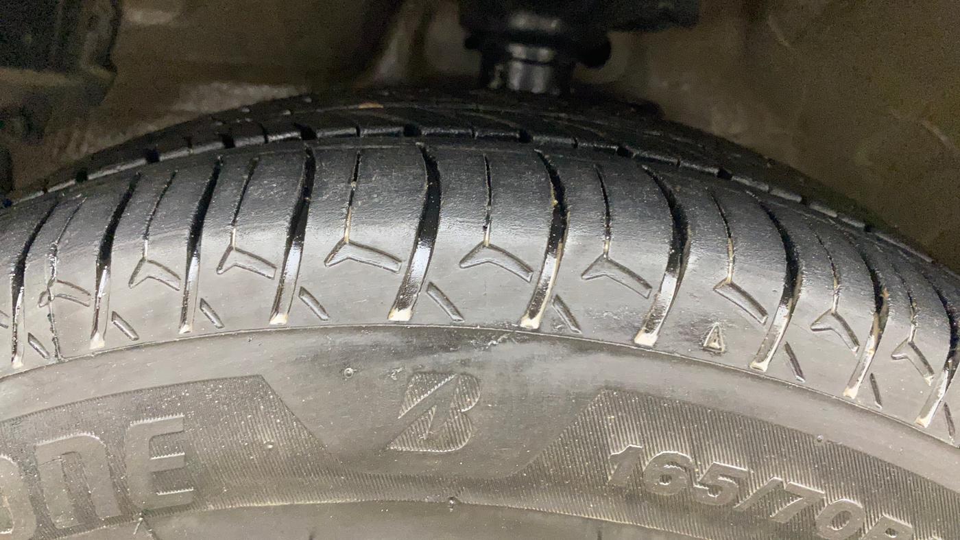 2016 Maruti Celerio VDI, Diesel, Manual, 83,710 km, Left Front Tyre Tread