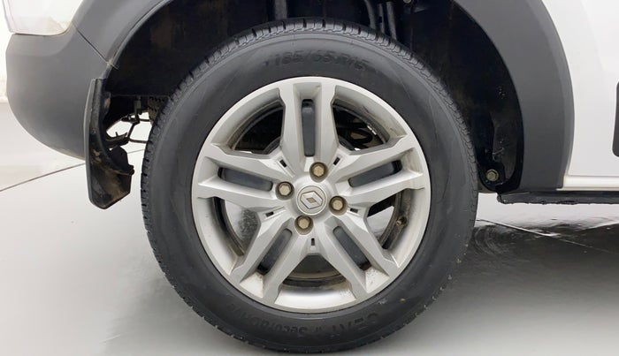 2021 Renault TRIBER RXZ AMT DUAL TONE, Petrol, Automatic, 26,313 km, Right Rear Wheel