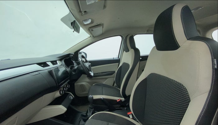 2021 Renault TRIBER RXZ AMT DUAL TONE, Petrol, Automatic, 26,313 km, Right Side Front Door Cabin