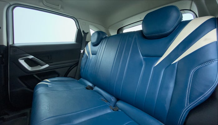 2021 Tata Harrier XM 2.0L Kryotec, Diesel, Manual, 31,529 km, Right Side Rear Door Cabin