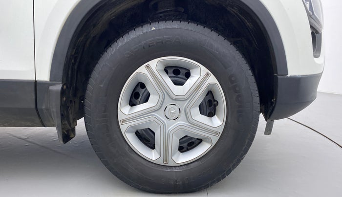 2021 Tata Harrier XM 2.0L Kryotec, Diesel, Manual, 31,529 km, Right Front Wheel