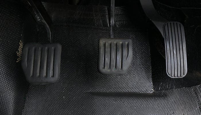 2021 Tata Harrier XM 2.0L Kryotec, Diesel, Manual, 31,529 km, Pedals