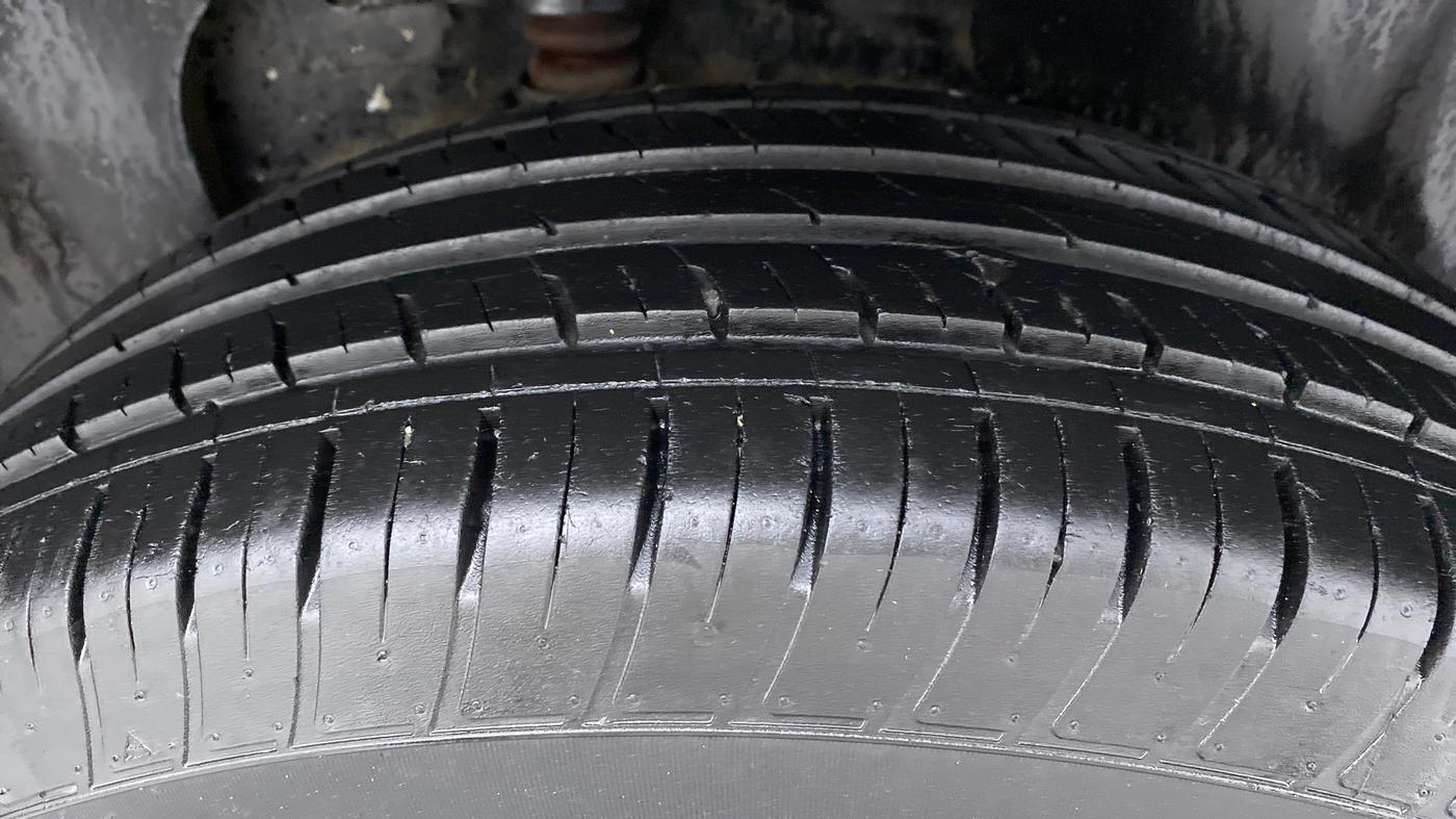 2021 Tata Harrier XM 2.0L Kryotec, Diesel, Manual, 31,529 km, Left Rear Tyre Tread