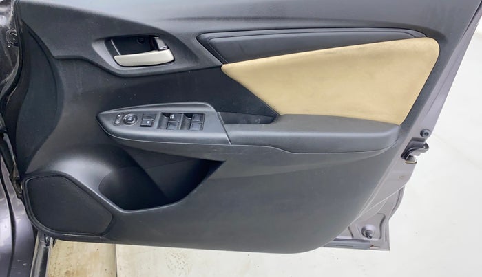 2018 Honda Jazz 1.2L I-VTEC SV, Petrol, Manual, 55,314 km, Driver Side Door Panels Control