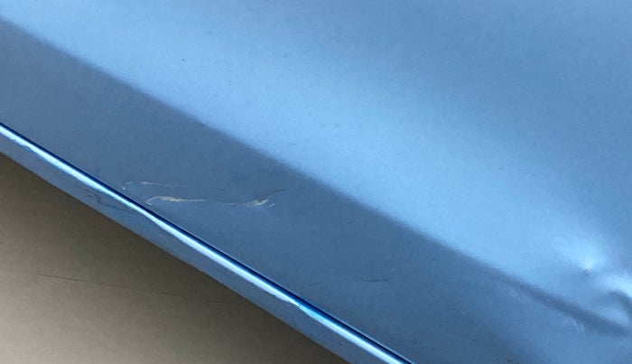 2019 Maruti New Wagon-R ZXI 1.2, Petrol, Manual, 51,609 km, Front passenger door - Minor scratches