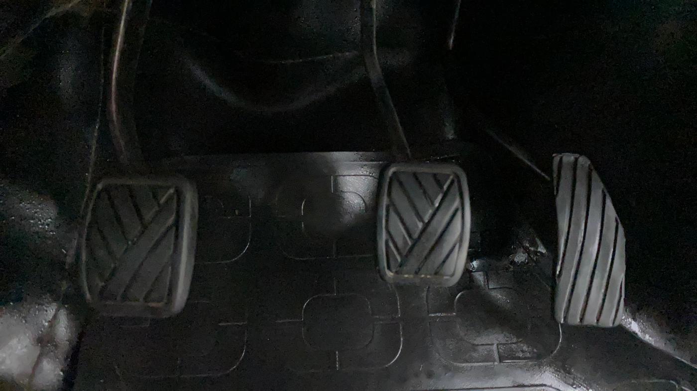 2014 Maruti Wagon R 1.0 LXI CNG, CNG, Manual, 90,534 km, Pedals