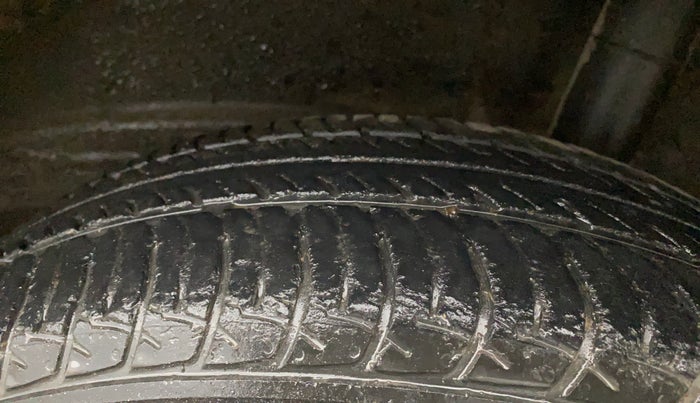 2019 Maruti New Wagon-R VXI 1.0, Petrol, Manual, 42,644 km, Left Rear Tyre Tread