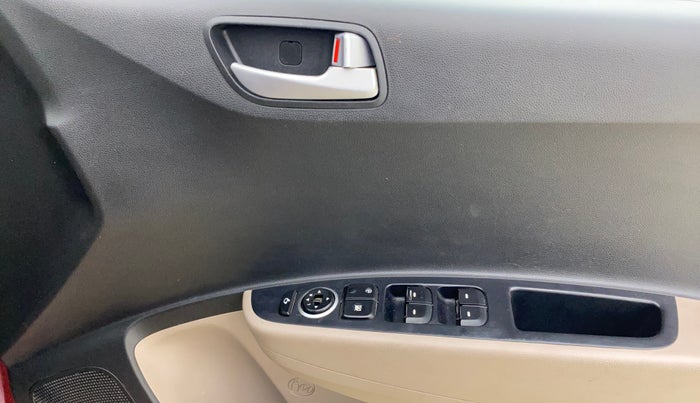 2016 Hyundai Grand i10 SPORTZ 1.2 KAPPA VTVT, Petrol, Manual, 81,578 km, Driver Side Door Panels Control