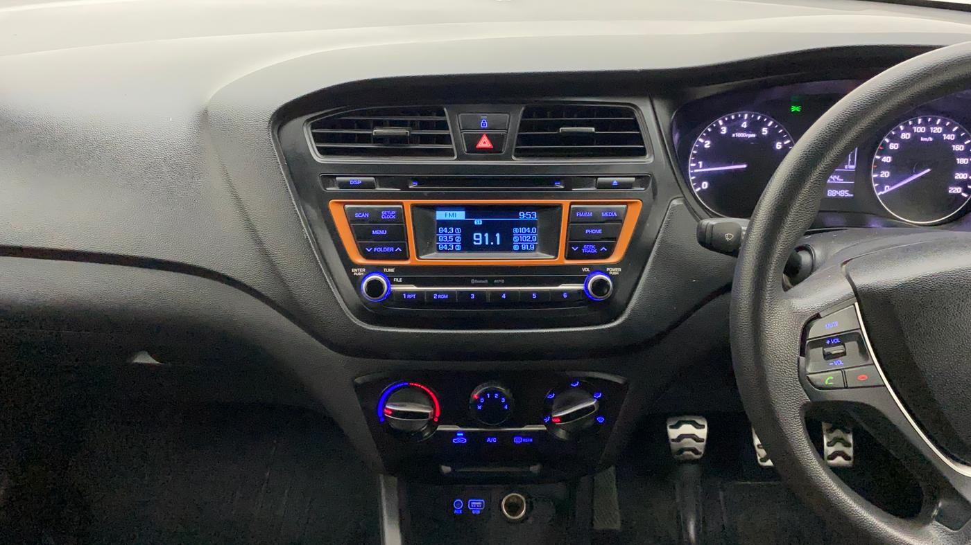 2015 Hyundai i20 Active 1.2 S, Petrol, Manual, 88,466 km, Air Conditioner